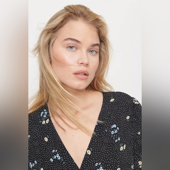 BLACK FLORAL MAXI WRAP DRESS SIZE XS - Picture 4 of 6